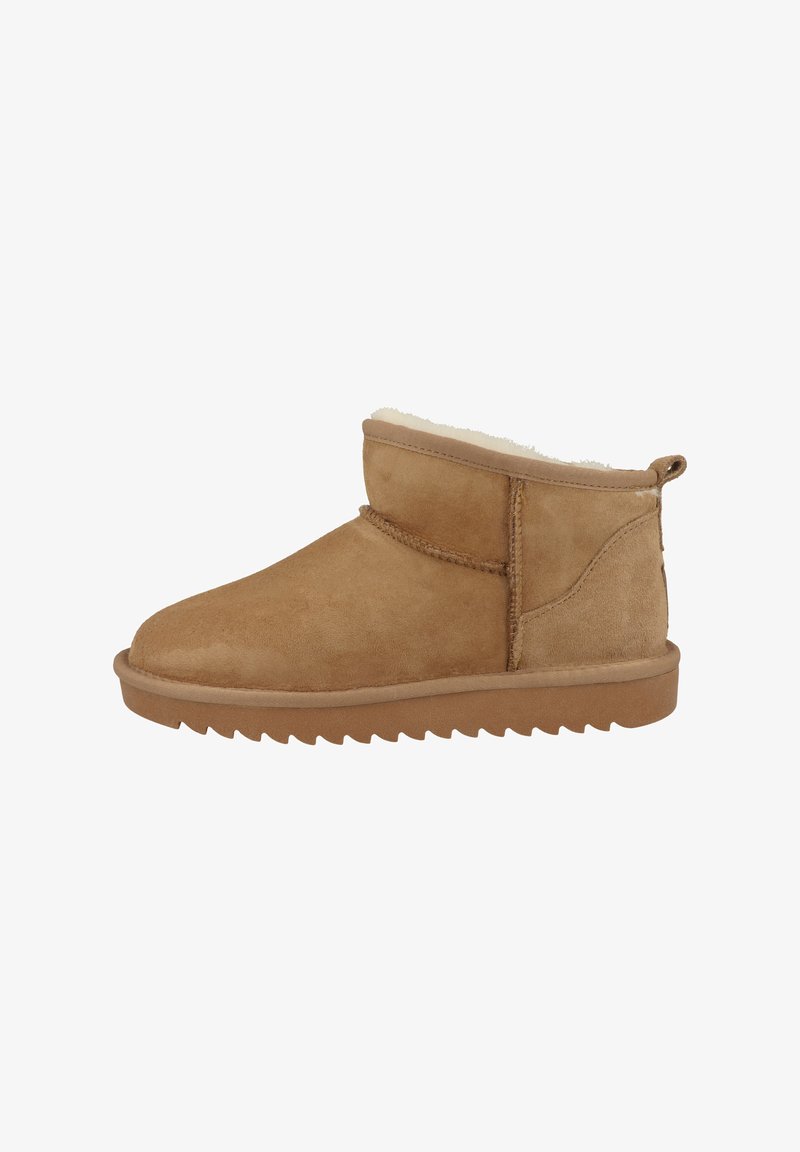 Suède enkellaars in tan met een zachte, fluffige binnenvoering. Beschikt over een ronde neus en een rubberen zool met een zigzagpatroon voor grip.