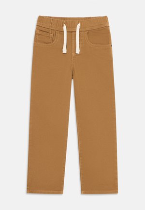 Brune barnbukser med elastisk liv og hvit snor, med frontlommer og rette ben.