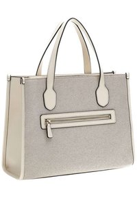 Borsa tote beige con superficie texturizzata, bordo nero a contrasto, due manici ergonomici e tasca frontale con zip per lo stoccaggio.