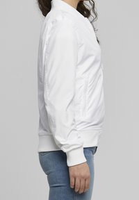 Urban Classics Giubbotto Bomber - white