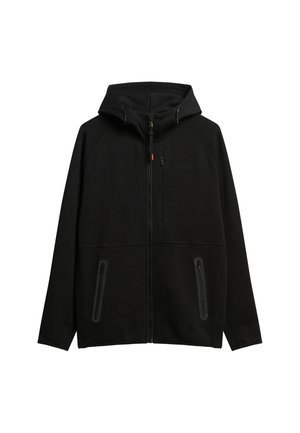 Zwarte hoodie met rits en raglanmouwen, voorzien van twee voorzakken met rits, een gestructureerde stof en een subtiele logodetail op de borst.