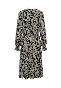 Rochie neagră cu un model floral paisley în tonuri de bej, mâneci lungi, talie elastică și fustă evazată cu margine volanată.