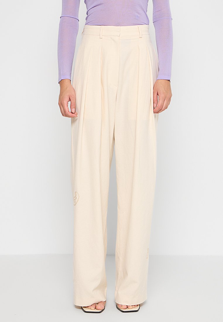 Nanushka Broek beige