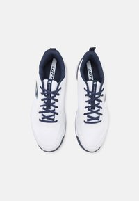 Lotto MIRAGE 600 ALR - Tenisové boty na všechny povrchy - all white/navy blue/clearwater
