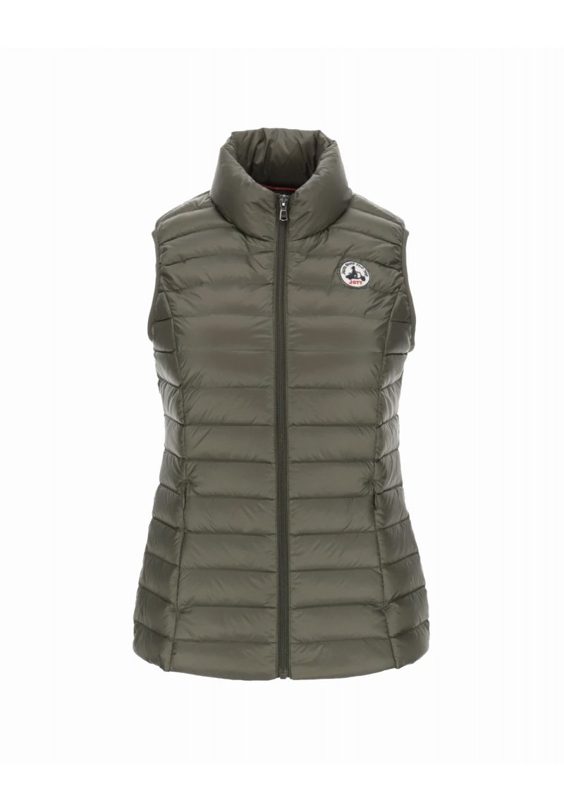 Olijfgroen gewatteerd vest met een hoge kraag, ritssluiting aan de voorkant en een logo-opdruk. Beschikt over gestikte secties voor isolatie en een gladde textuur.