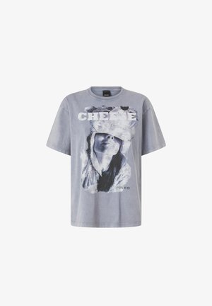 Siva majica od pamuka s grafičkim printom lica i natpisom "CHEESE", kratkih rukava i opuštenog kroja.