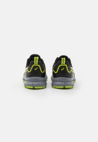 ASICS SCOUT 3 - Chaussures de running - black/birch