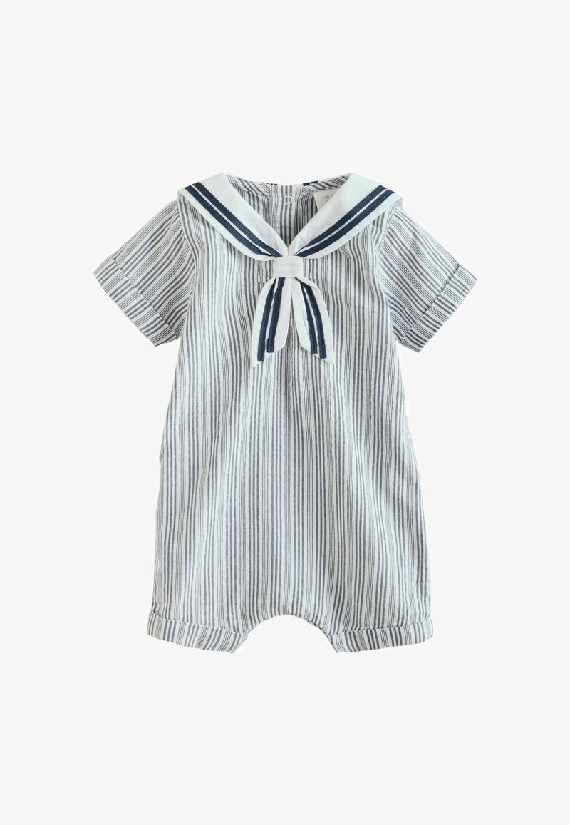Combi-short pour bébé à manches courtes avec des rayures verticales grises, un col marin blanc et un nœud rayé bleu marine à l'avant.