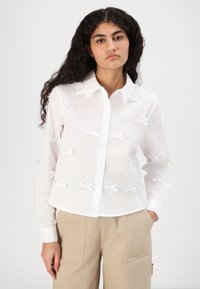 ONLY ONLBOWY BOW DETAIL SHIRT - Skjortebluse - white
