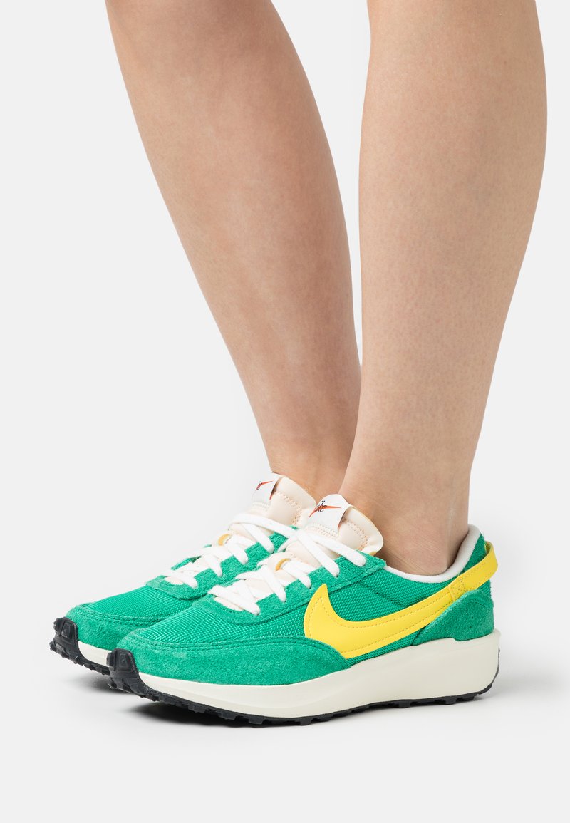 Nike Sportswear WAFFLE DEBUT Sneakersy niskie Zalando.pl