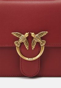 Pinko LOVE ONE HANDLE MINI - Torbica - ocra rosso/antique gold-coloured