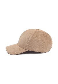 Beige corduroy baseballpet met een gebogen klep, getextureerde verticale lijnen en zes ventilatieoogjes op de kroon.