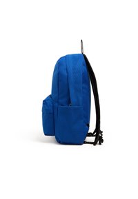 Zaino in tessuto blu con forma rettangolare, due tasche laterali, spallacci neri e una maniglia superiore per una comoda portabilità.