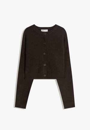 Brązowy skrócony kardigan wykonany z miękkiego materiału, z okrągłym dekoltem, pięcioma guzikami i długimi rękawami zakończonymi ściągaczami.