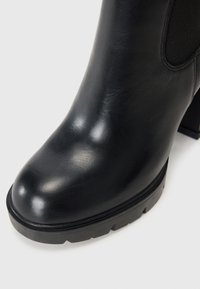 Tommy Jeans Aukštakulniai aulinukai - black
