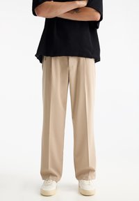 PULL&BEAR Spodnie materiałowe