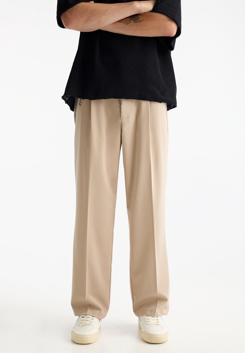 PULL&BEAR Spodnie materiałowe