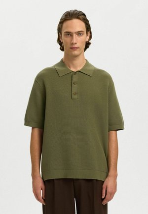RELAXED - Polo shirt - deep lichen green
