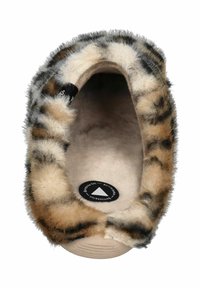 Faux fur slippers with a leopard print design, featuring a soft beige interior, rounded shape, and a cushioned sole for comfort.