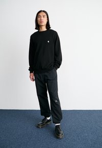 Carhartt WIP Sweater - black