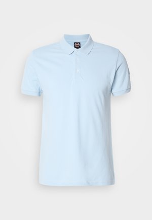 Lichtblauw polo-shirt van katoen, met een kraag, korte mouwen, een knoopsluiting met twee knopen en een zachte textuur.