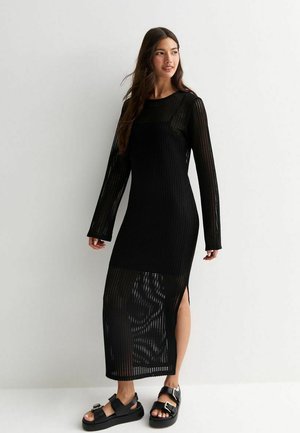LONG SLEEVE - Stickad klänning - black