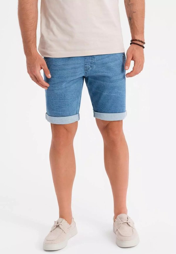 WITH ROLLED-UP - Jeans Shorts