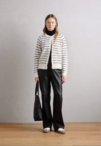 Lindex CARDIGAN YARA - Cardigan - light dusty beige