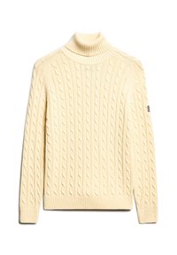Maglione a collo alto in maglia a treccia di colore crema, con polsini e orlo a costine. Presenta un motivo testurizzato e un piccolo logo sulla manica sinistra.