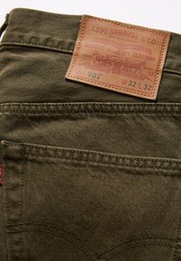 Thumbnail Image 7