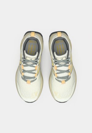 New Balance HIERRO V9 - Trail running shoes - sea salt/beige - Zalando.co.uk