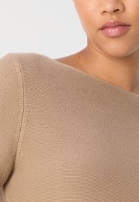 Marc O'Polo Strikkegenser - soft mocca