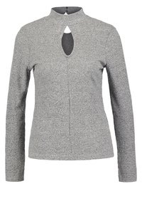 Grå långärmad topp med hög halsringning, som har en nyckelhålsutseende och texturerad stickad tyg. Enkel, ren design med en figurnära passform.