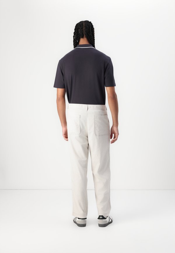 Linen-Blend Flex-Waist Baggy Pants - Trousers - ecru3