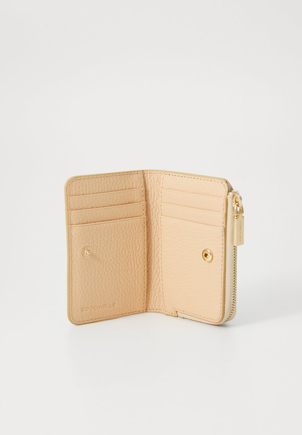 SOFT - Wallet - betulla4