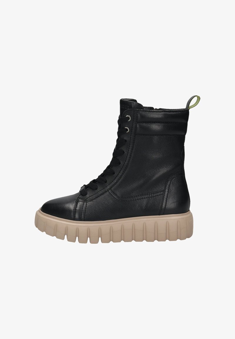 Schwarze Lederstiefeletten mit runder Zehenpartie, hohem Design, Schnürverschluss und einer strukturierten, beigen Gummisohle. Mit einer Schlaufe an der Rückseite.