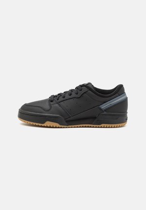 TEAM COURT 2 UNISEX - Trainers - core black