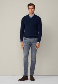 Hackett London V NECK - Maglione - midnight blue