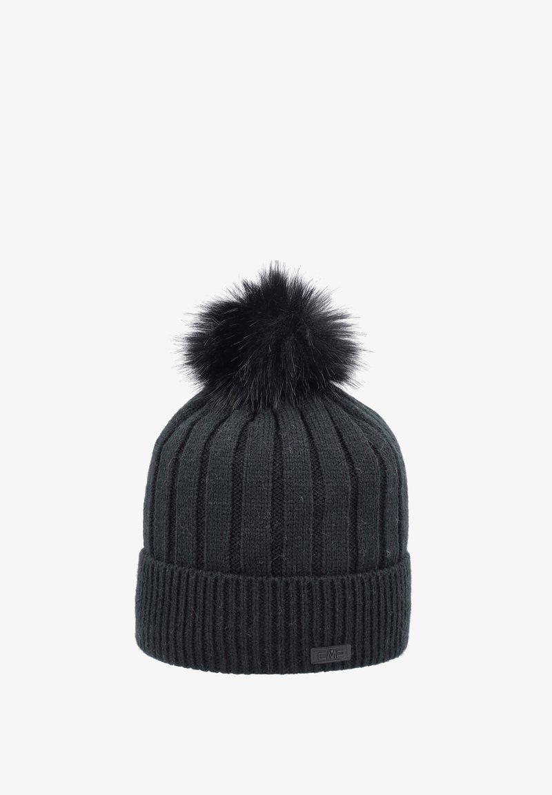 Sort strikket hue med ribbet tekstur, prydet med en blød sort faux fur pom-pom på toppen og en opslået kant med en lille logo accent.