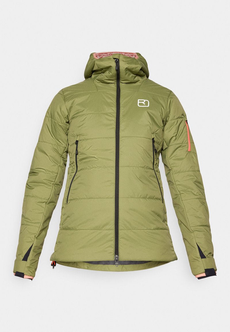 Grüne gepolsterte Jacke mit Reißverschluss und Kapuze. Verfügt über schwarze Akzente, diagonale Nähte, zwei seitliche Taschen und ein Logo auf der Brust.