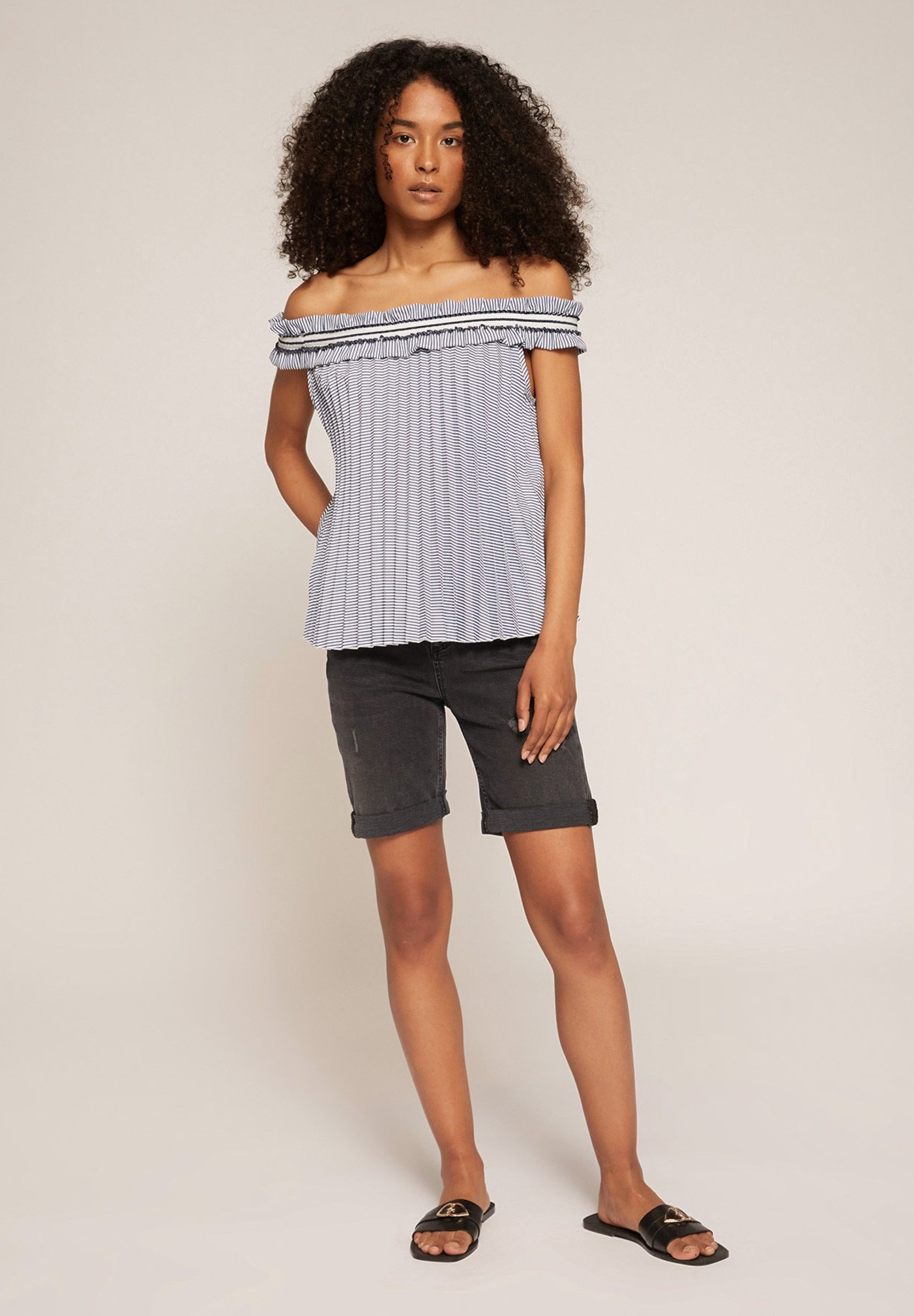 Motivi Shorts di jeans - nero - Zalando.it