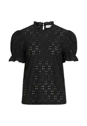 Blouse noire à manches courtes avec œillets, manches bouffantes, poignets volantés, col haut et fermeture à bouton avec ouverture dos.