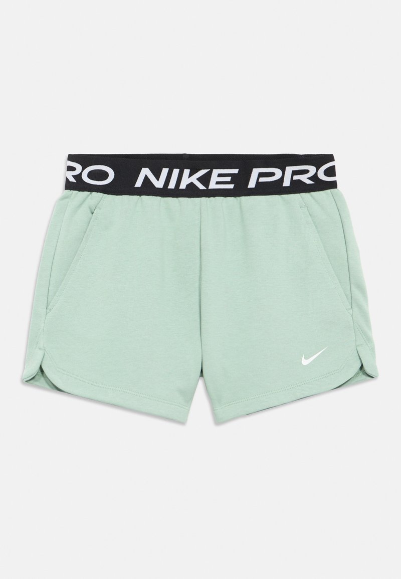 Αθλητικό σορτς ανοιχτού πράσινου χρώματος με μαύρη ελαστική ζώνη μέσης που φέρει το λευκό κείμενο "NIKE PRO", πλαϊνές τσέπες και μικρό λευκό λογότυπο της Nike.