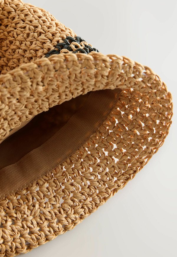 TRILBY  – REGULAR FIT – Hut – mono stripe