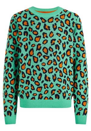 Zielony sweter z długim rękawem, z prążkowanymi mankietami i dołem, zdobiony pomarańczowo-czarnym wzorem w panterkę na całej powierzchni.