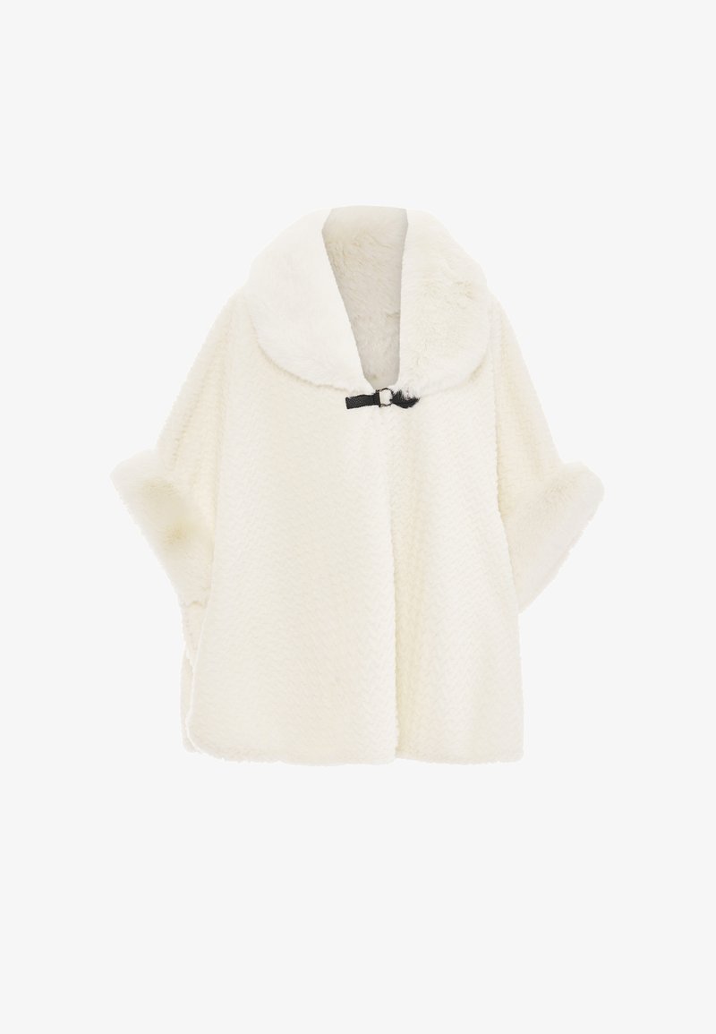 Vit, strukturerad poncho med en mjuk, fuskpälskrage. Har öppna ärmar och ett svart toggla-fäste vid halsen.