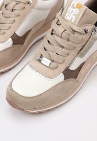 Refresh Zapatillas - beige