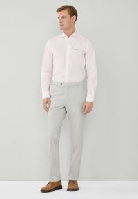 Hackett London ESSENTIAL FINE BENGAL STRIPE - Košile - pink