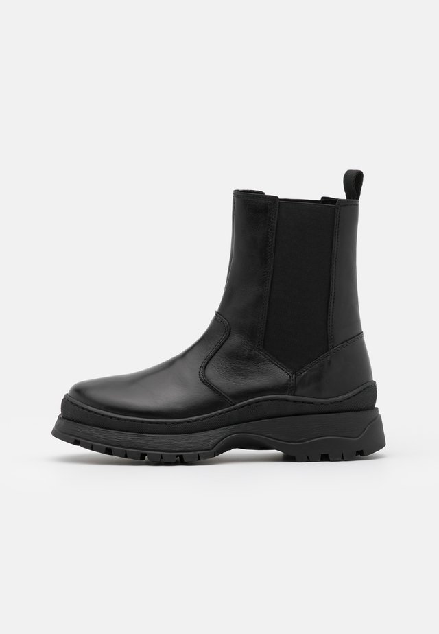 PSSELIONE BOOT - Botki na platformie - black
