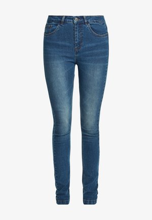 Úzké modré denimové džíny s středním pasem, designem s pěti kapsami a jemným efektem žmolkování na látce pro texturu.